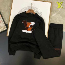 Picture of LV SweatSuits _SKULVM-3XL12yn0929147